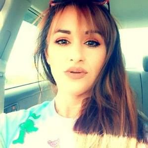 Meet your Posher, Christi